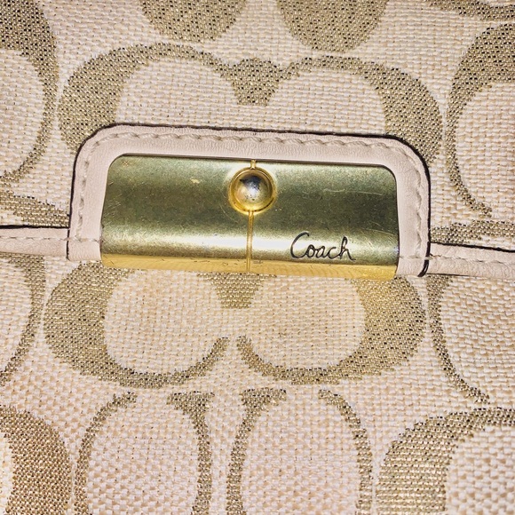 ❤️Coach Crossbody Purse❤️ - Picture 6 of 7